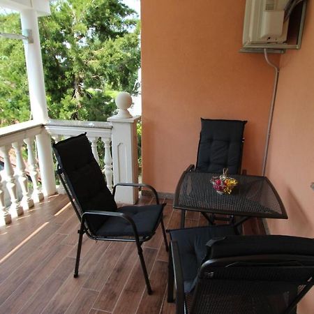 Apartment Kreslin Vantacici Ngoại thất bức ảnh
