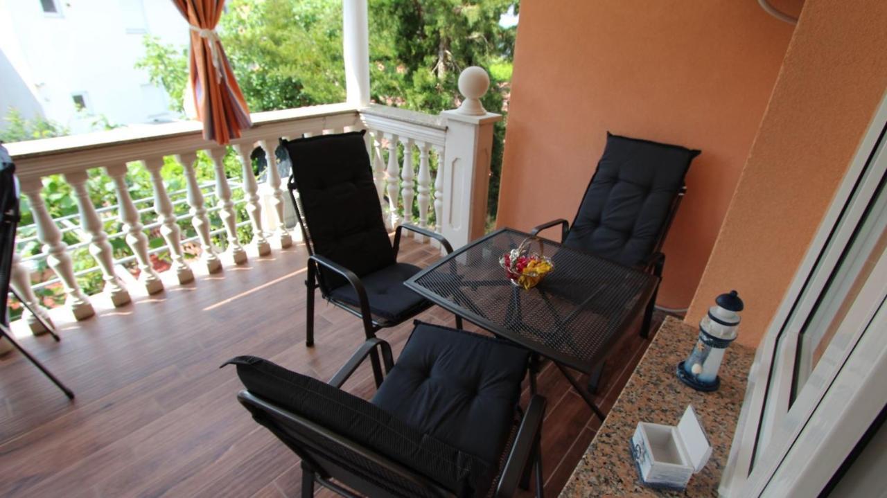 Apartment Kreslin Vantacici Ngoại thất bức ảnh