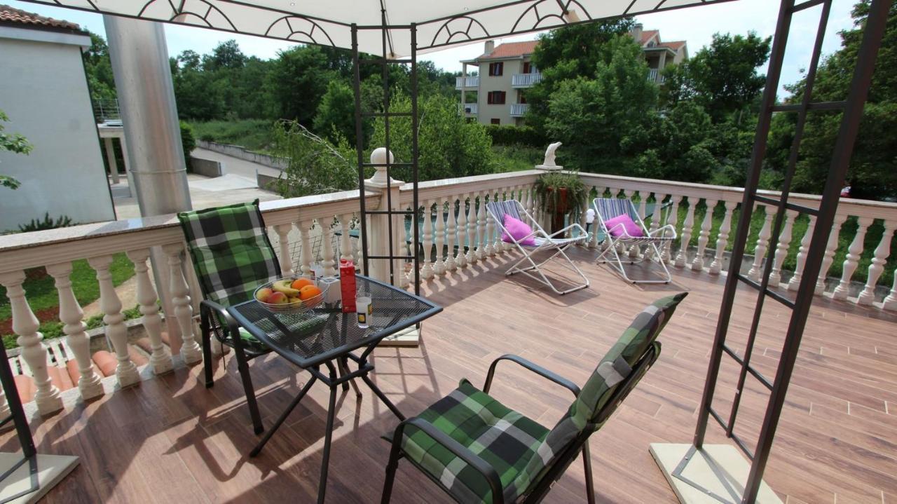 Apartment Kreslin Vantacici Ngoại thất bức ảnh