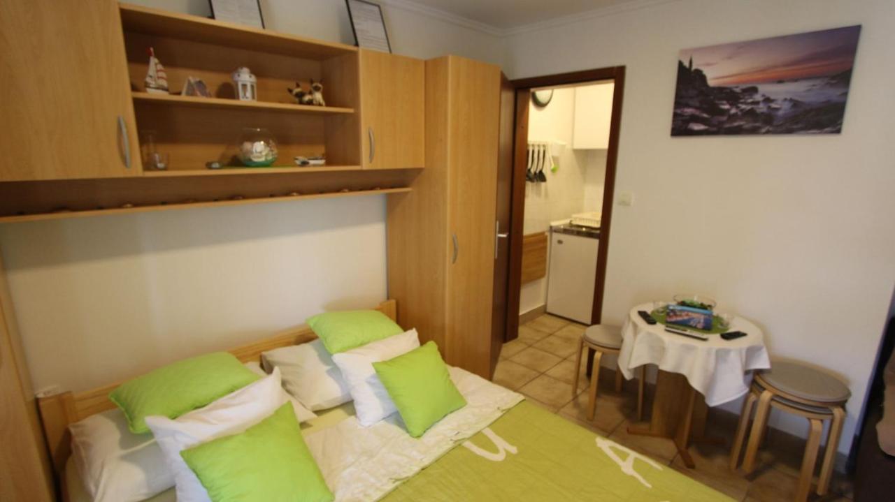 Apartment Kreslin Vantacici Ngoại thất bức ảnh